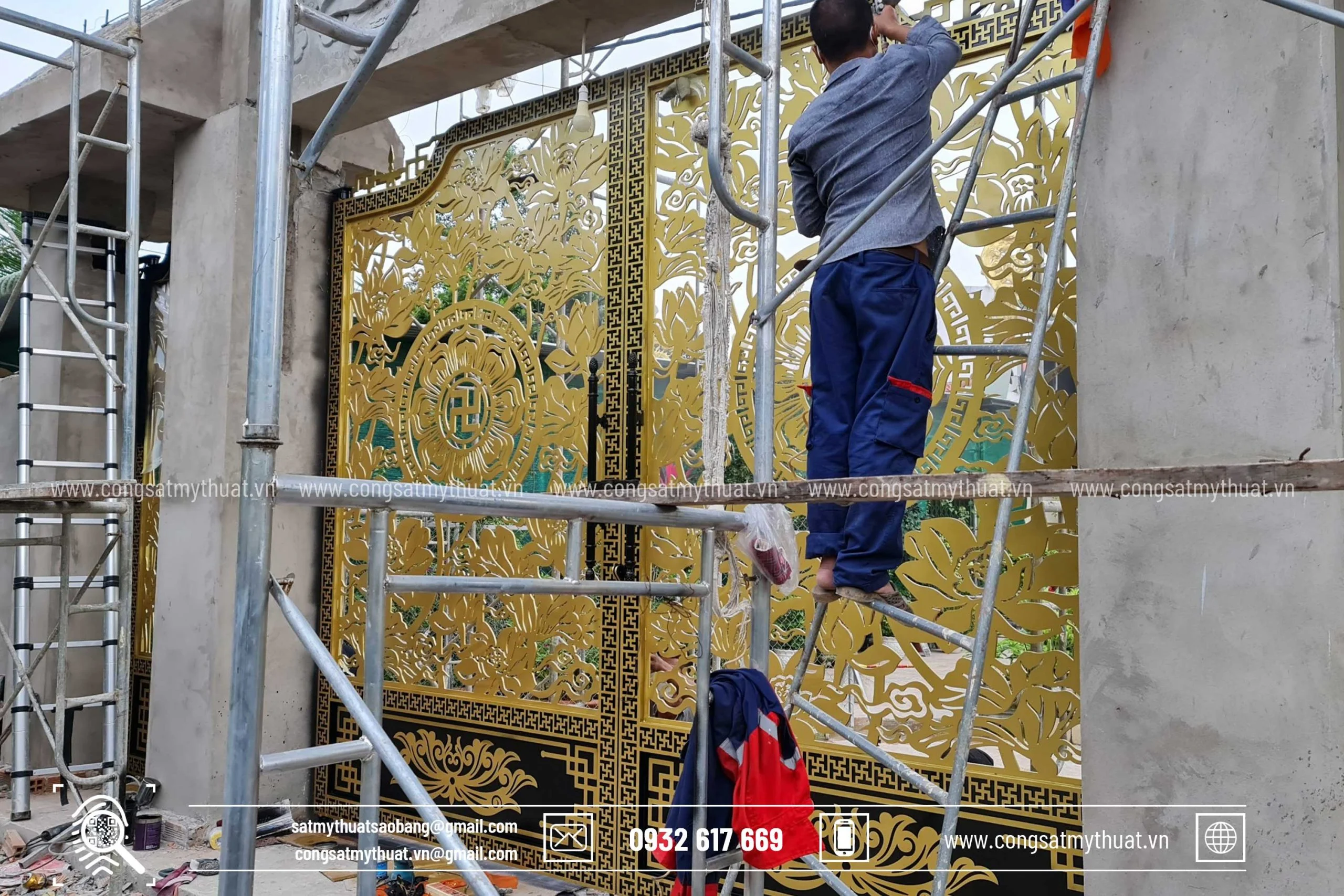 Cổng-chùa-sắt-mỹ-thuật-đẹp-4