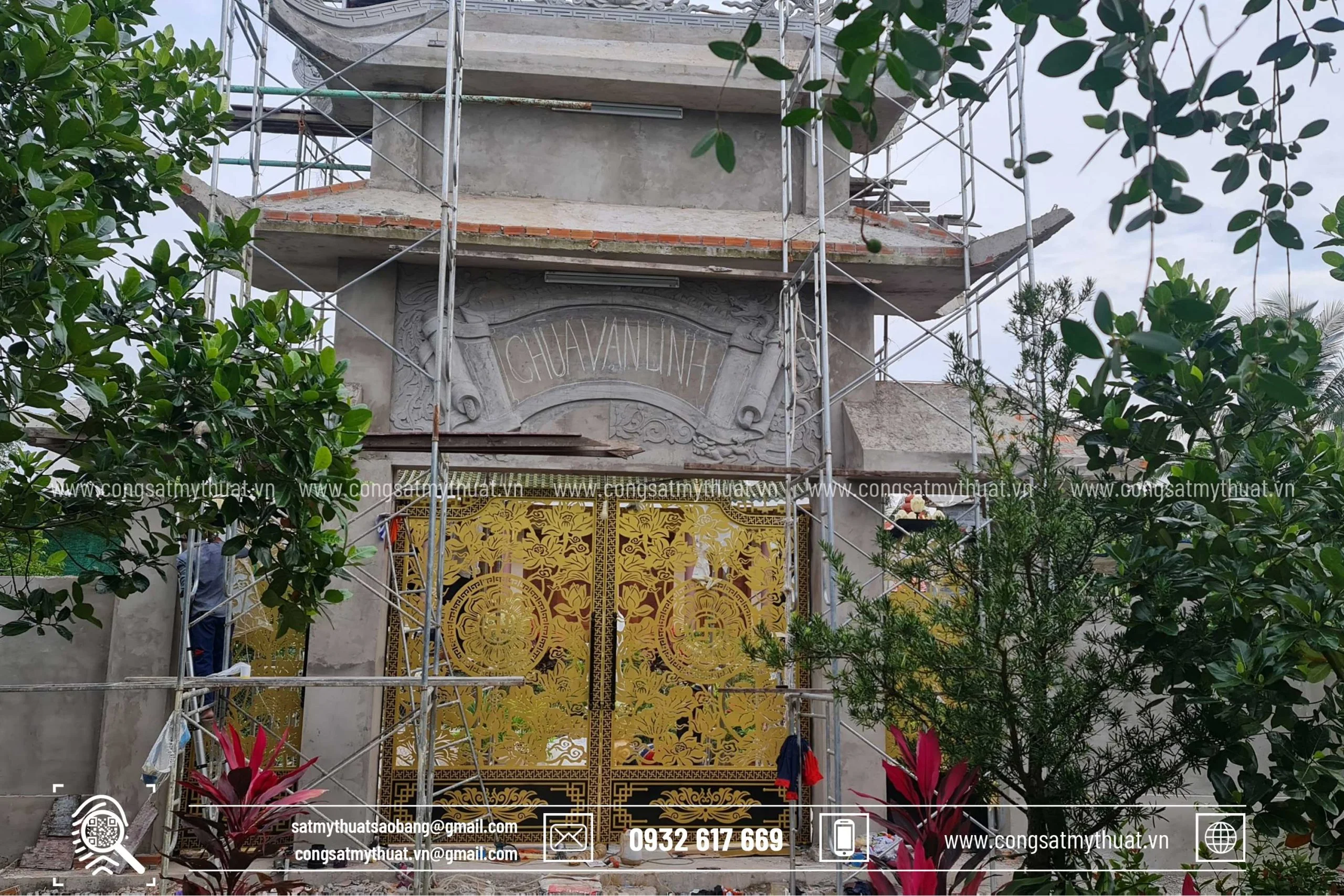 Các Mẫu Cổng Chùa Mỹ Thuật Đẹp từ Sắt Nghệ Thuật Sao Băng 13