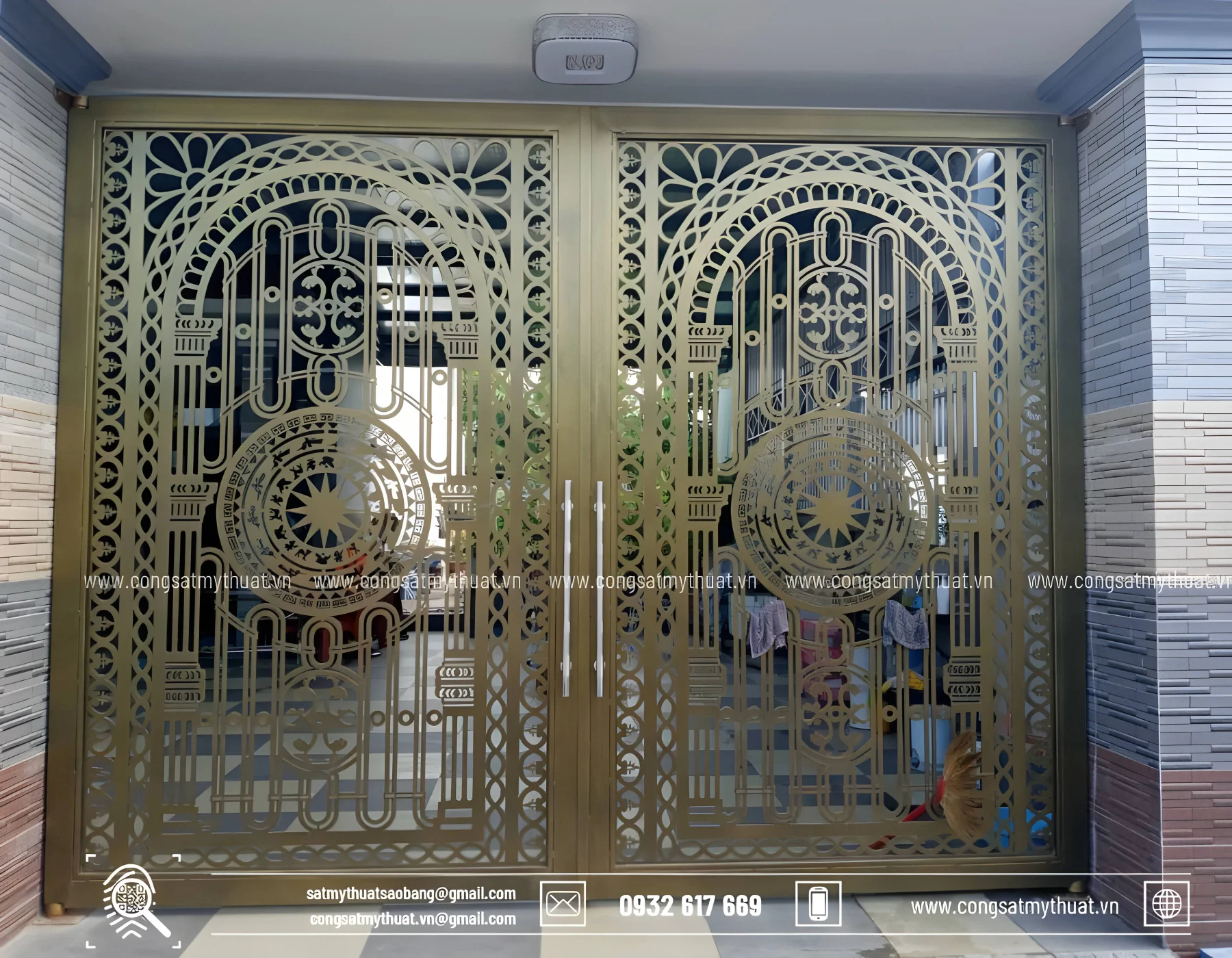 Kích thước cổng sắt 2 cánh theo phong thủy chuẩn nhất 2023 Cổng sắt CNC 2 cánh