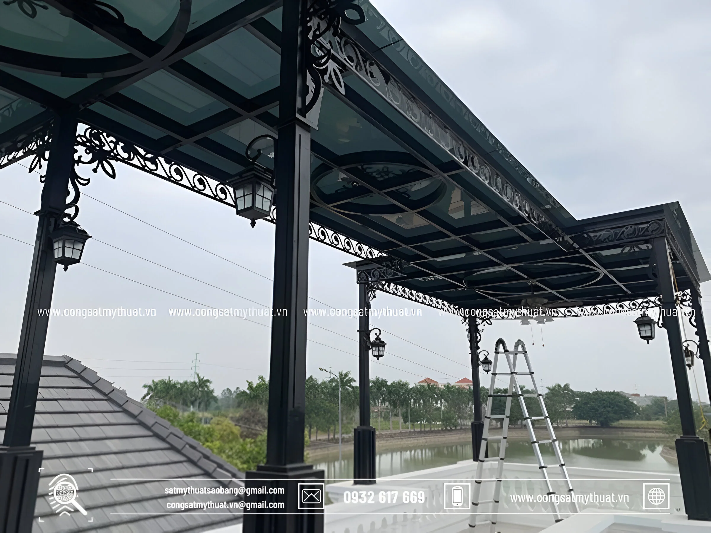 Mái hiên sắt nghệ thuật hoành tráng