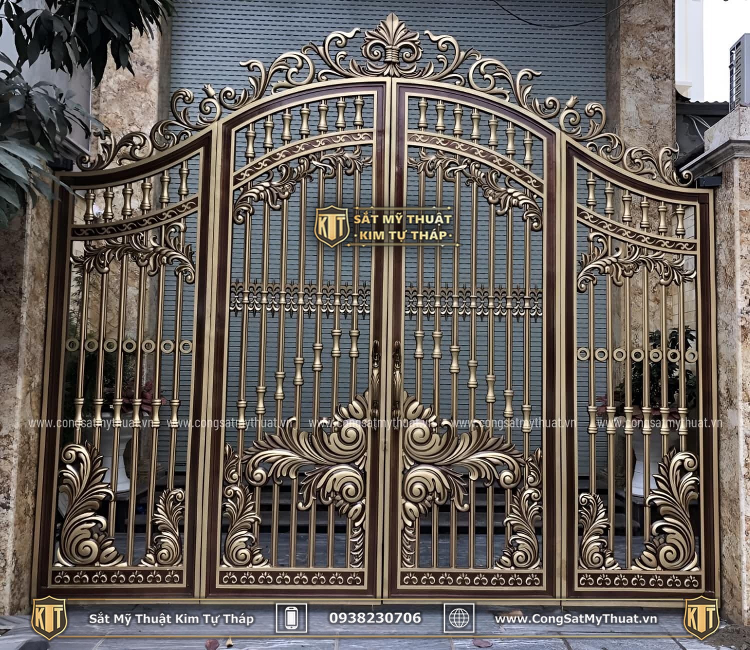 cong-biet-thu-4-canh-sang-trong