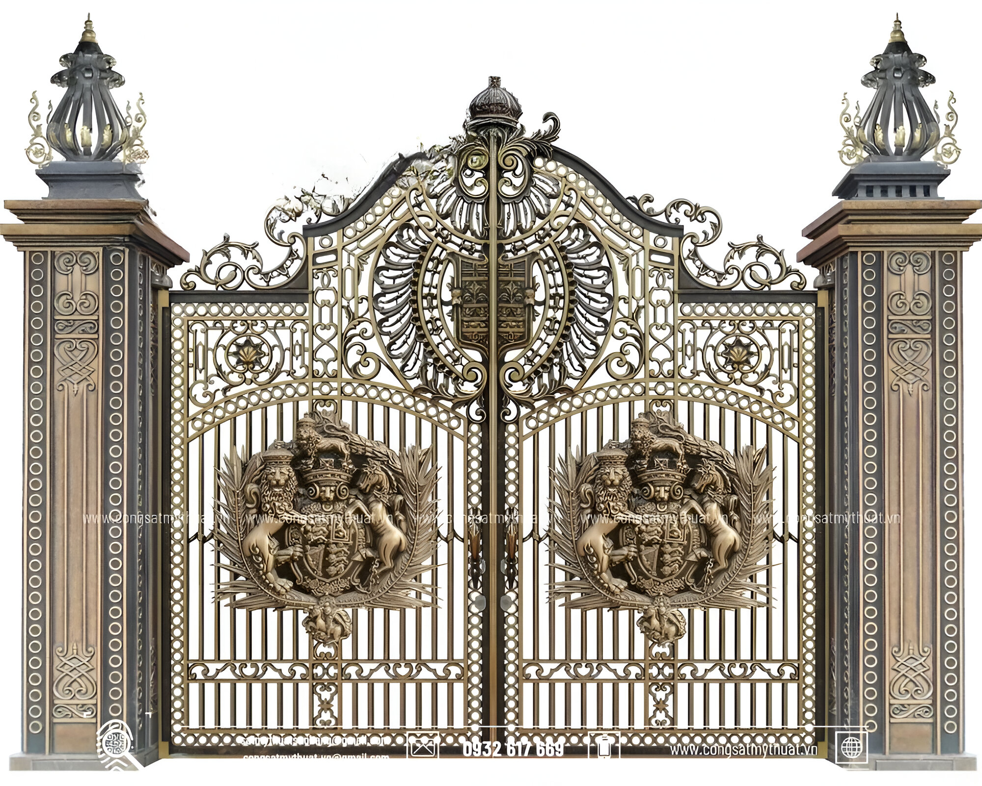 Thiết kế cổng tân cổ điển được trang trí lộng lẫy, vô cùng nổi bật.