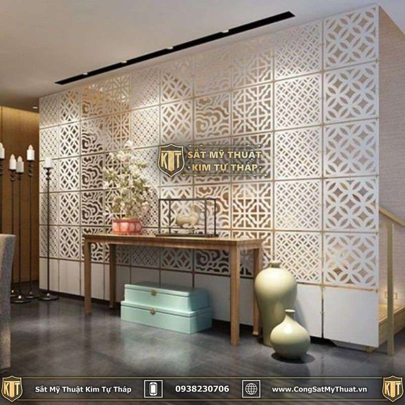 Mẫu vách ngăn bằng sắt đẹp phòng thờ 