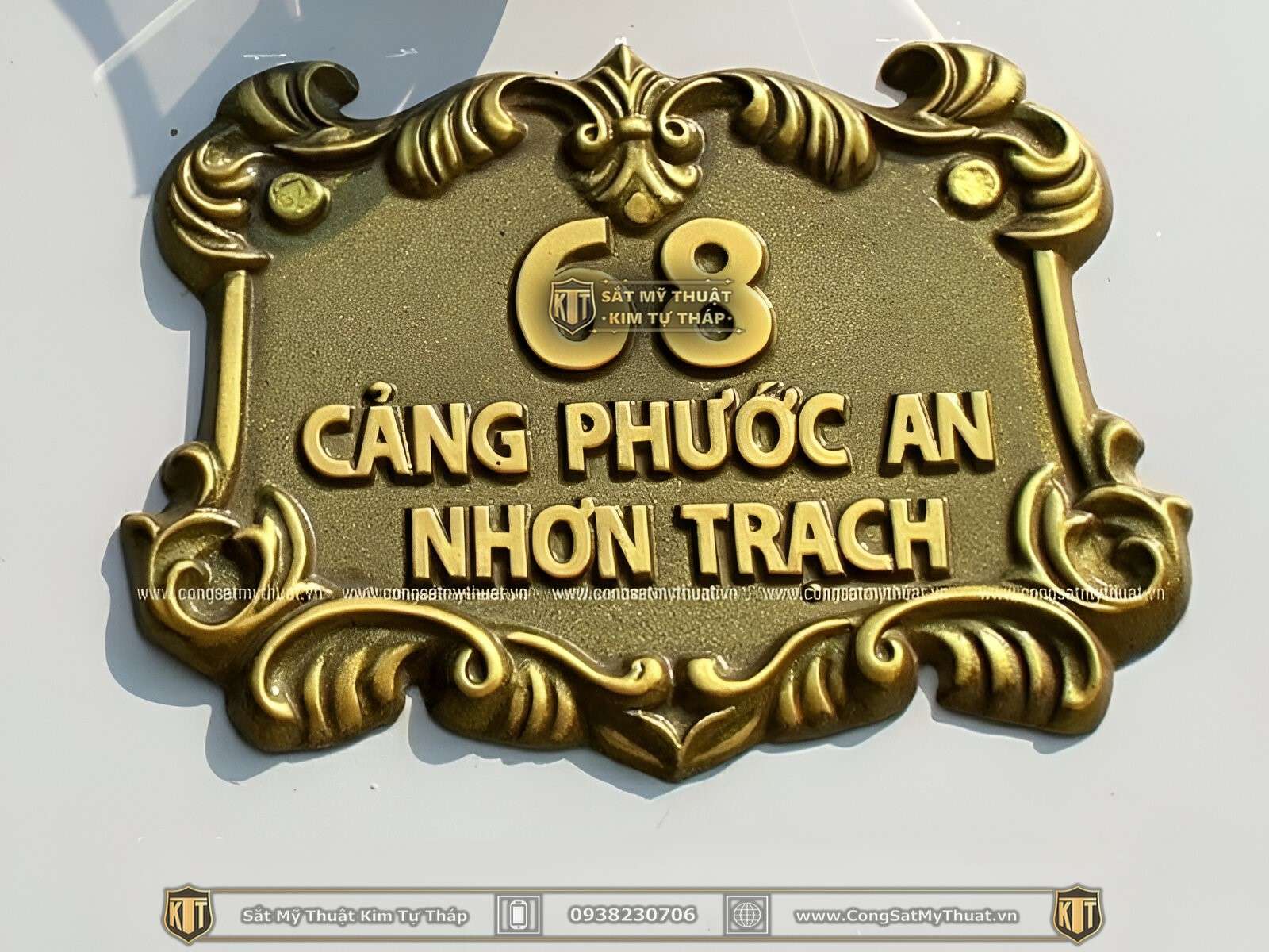 Mẫu biển số nhà biệt thự làm bằng đồng