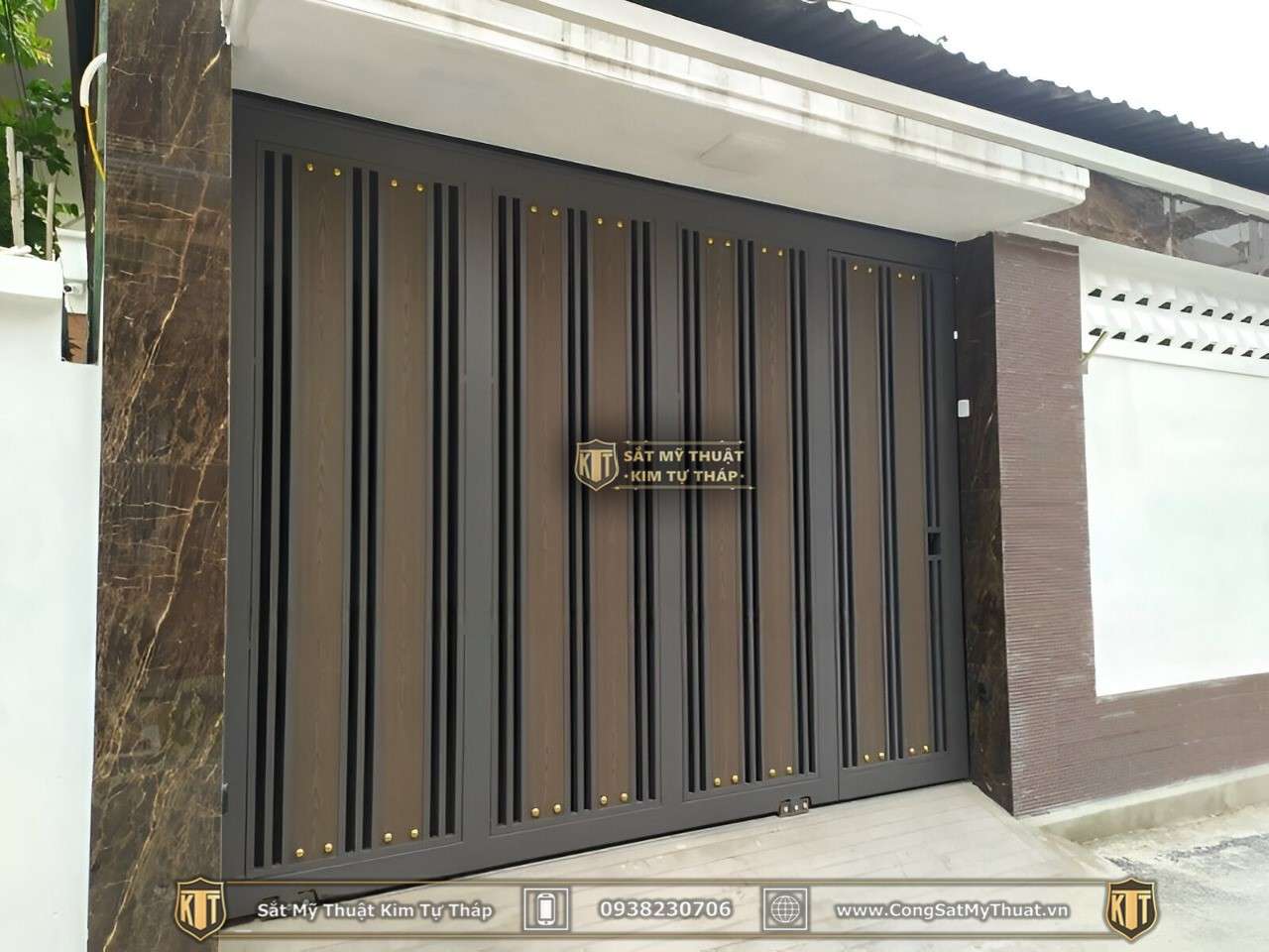 52+ Mẫu cổng sắt 6 cánh đẹp nghệ thuật đơn giản & hiện đại cong-sat-6-canh