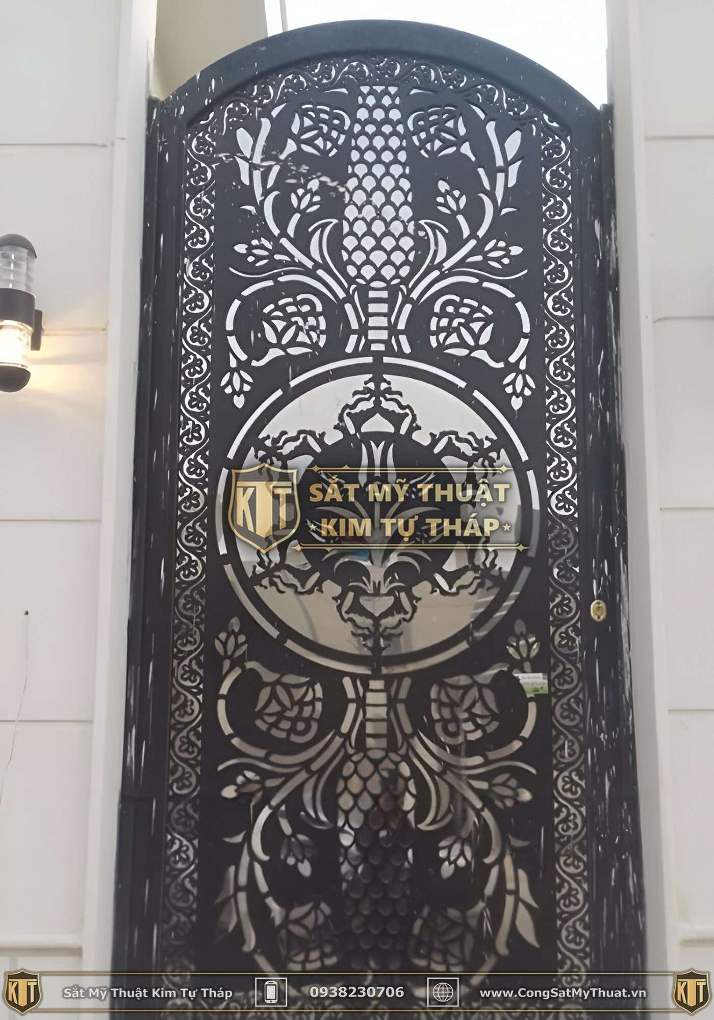 Cửa sắt 1 cánh sơn tĩnh điện 