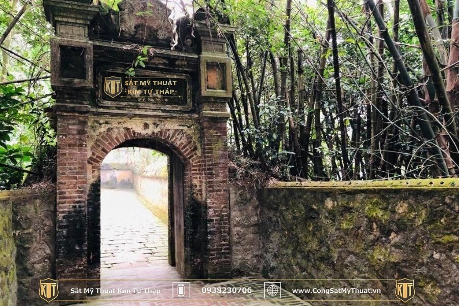 52+ Mẫu cổng chùa đẹp nhất Việt Nam thời thượng nhất 2025 Cổng chùa bằng đá thời xa xưa