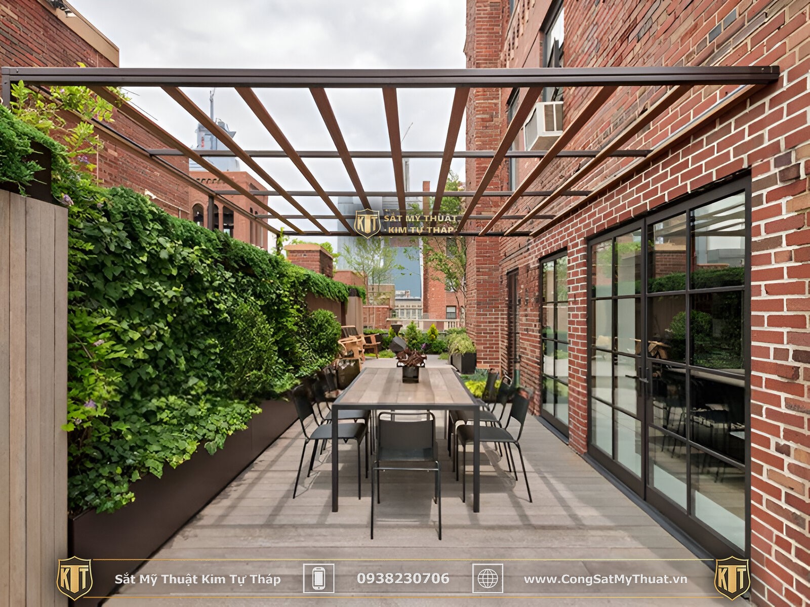 72+ Mẫu mái kính sân vườn đẹp được ưa chuộng nhất (2025) mái kính cường lực cafe sân vườn
