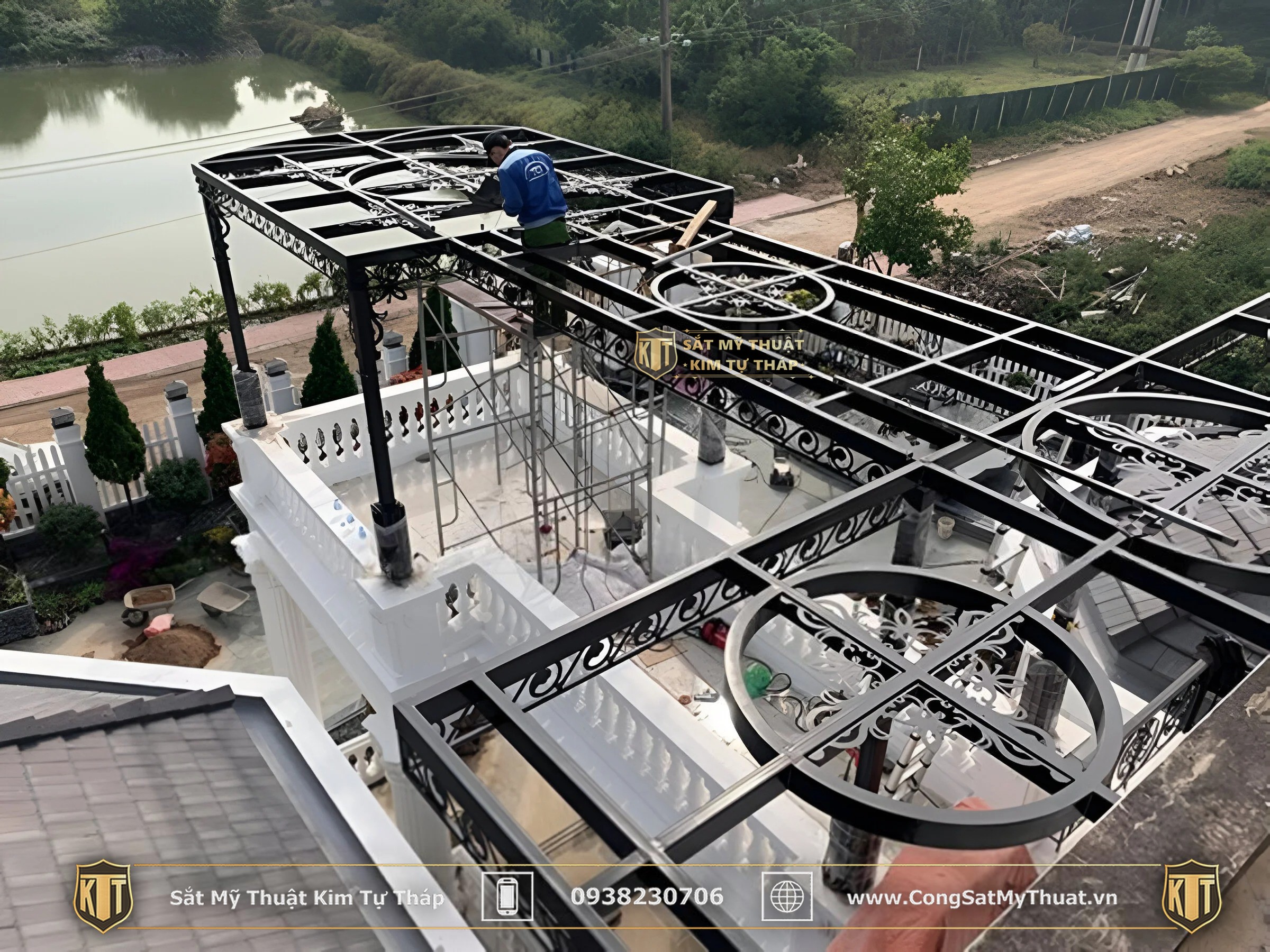 72+ Mẫu mái kính sân vườn đẹp được ưa chuộng nhất (2025) Ưu điểm khi làm mái kính sân vườn