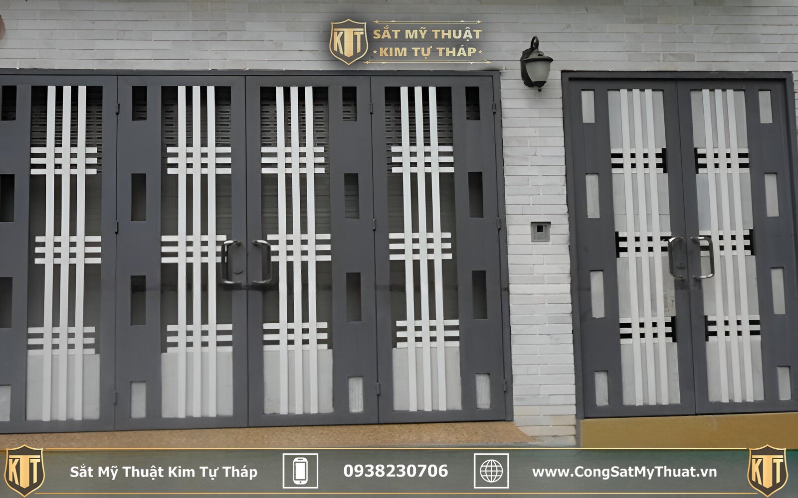 50+ Mẫu cửa đi sắt mỹ thuật đẹp sang thời thượng nhất (2025) Mẫu cửa đi sắt mỹ thuật 4 cánh trong nhà đẹp