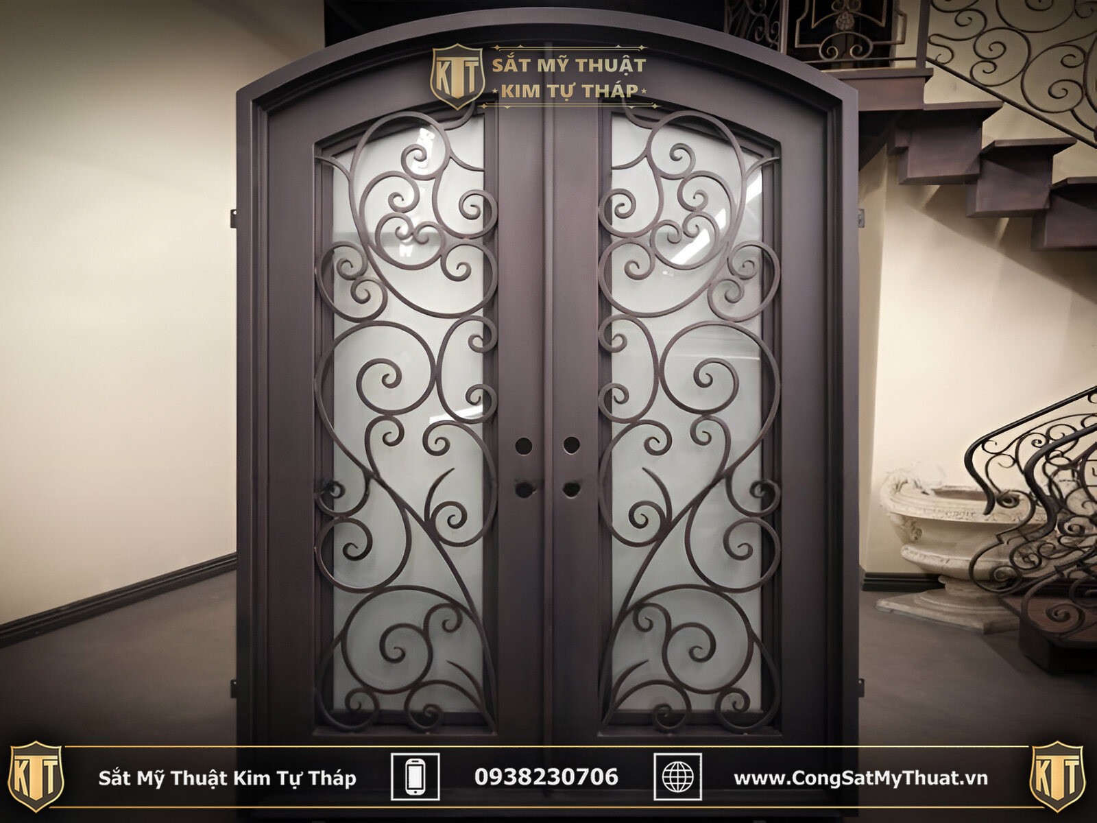 50+ Mẫu cửa đi sắt mỹ thuật đẹp sang thời thượng nhất (2025) Mẫu cửa đi sắt nghệ thuật được yêu thích