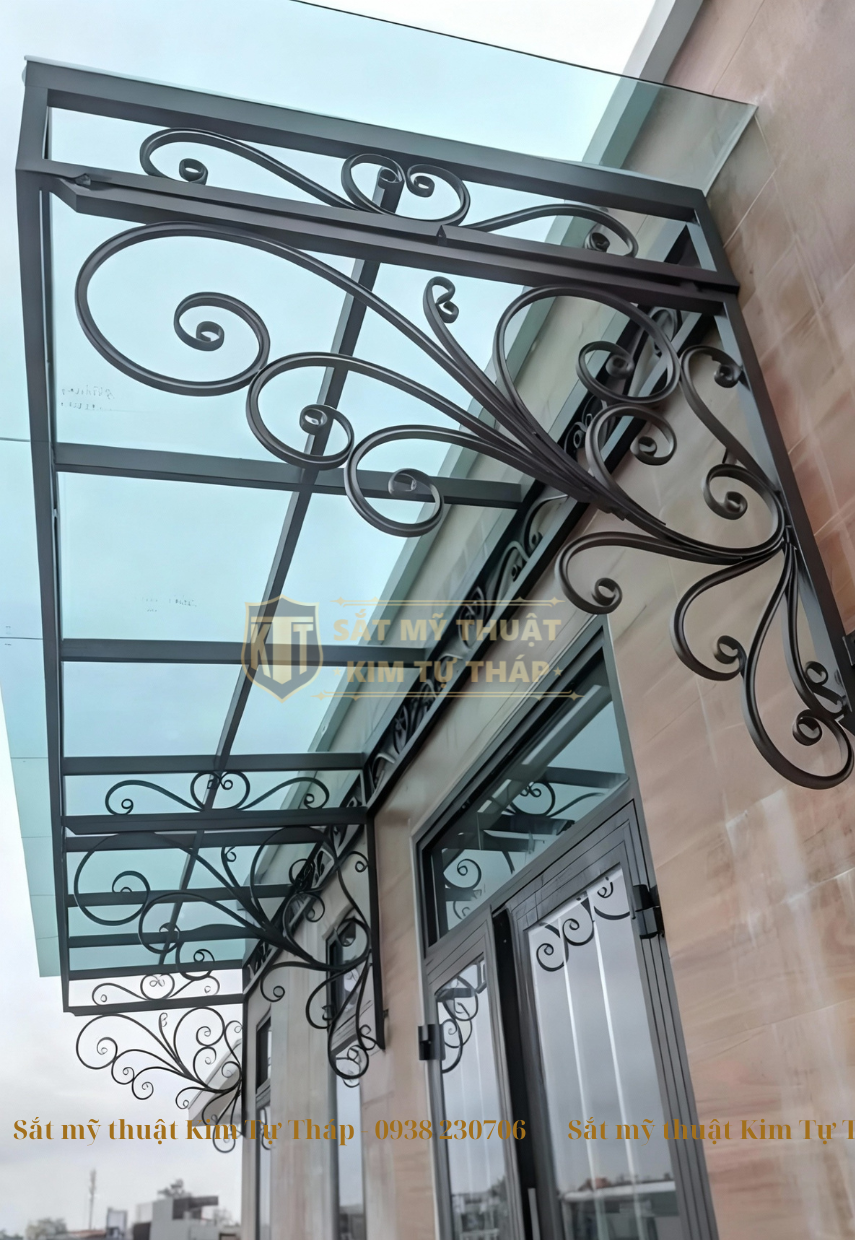 Mái hiên sắt cửa sổ thông dụng 