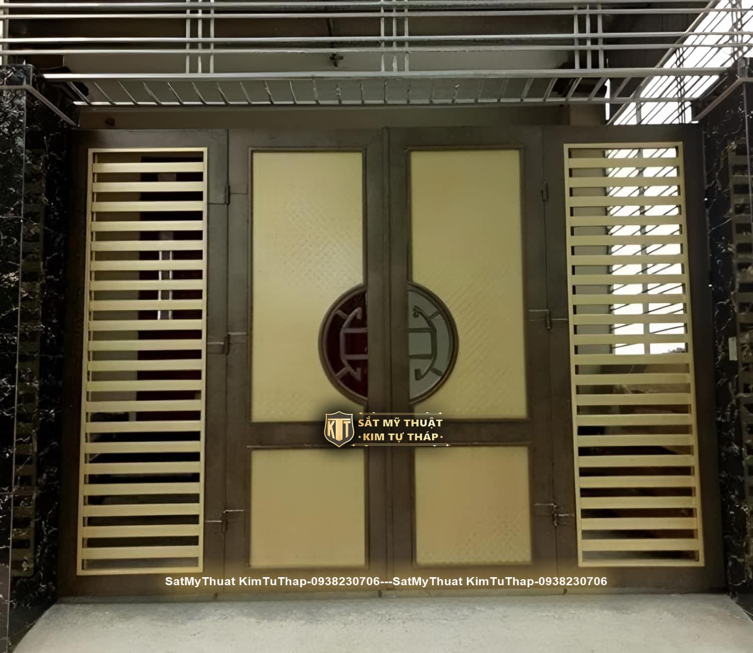 102+ mẫu cửa cổng sắt 4 cánh đẹp đơn giản & hiện đại giá rẻ nhất hiện nay Cổng sắt 4 cánh truyền thống tân cổ