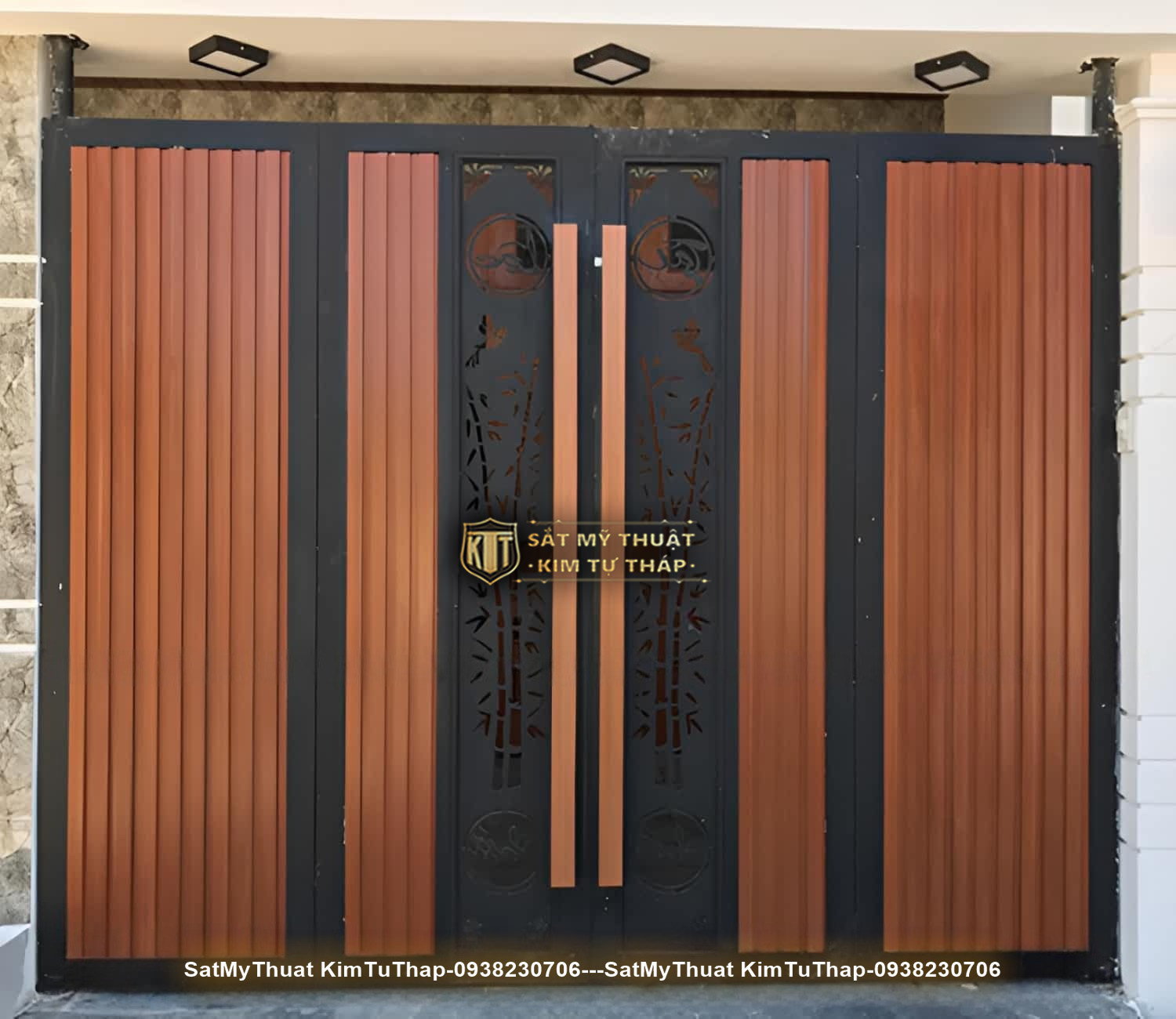 52+ Mẫu cổng sắt nan gỗ (vân gỗ, giả gỗ) được ưa chuộng nhất hiện nay Cổng sắt giả gỗ nhựa đẹp