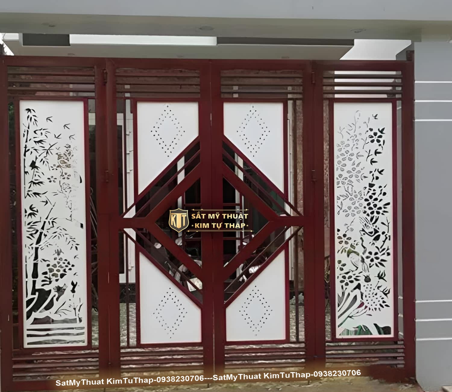 102+ mẫu cửa cổng sắt 4 cánh đẹp đơn giản & hiện đại giá rẻ nhất hiện nay Cửa cổng sắt 4 cánh cnc đẹp sang trọng